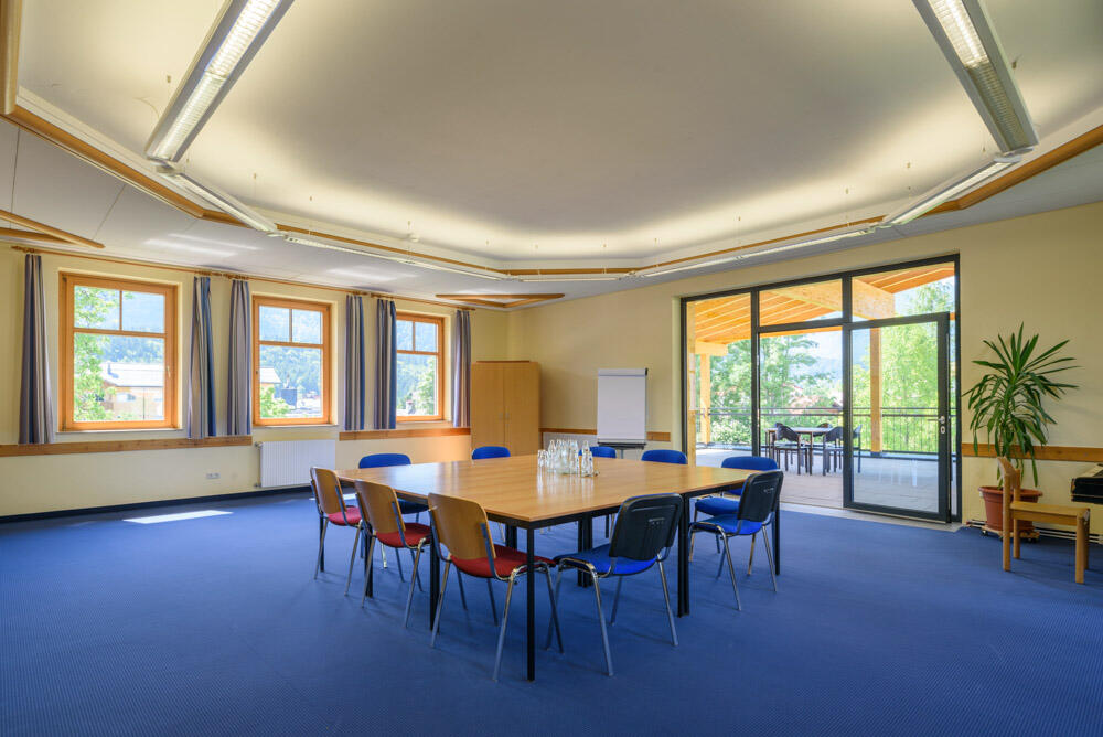 Semminarraum im 1. Stock Schrägperspektive
